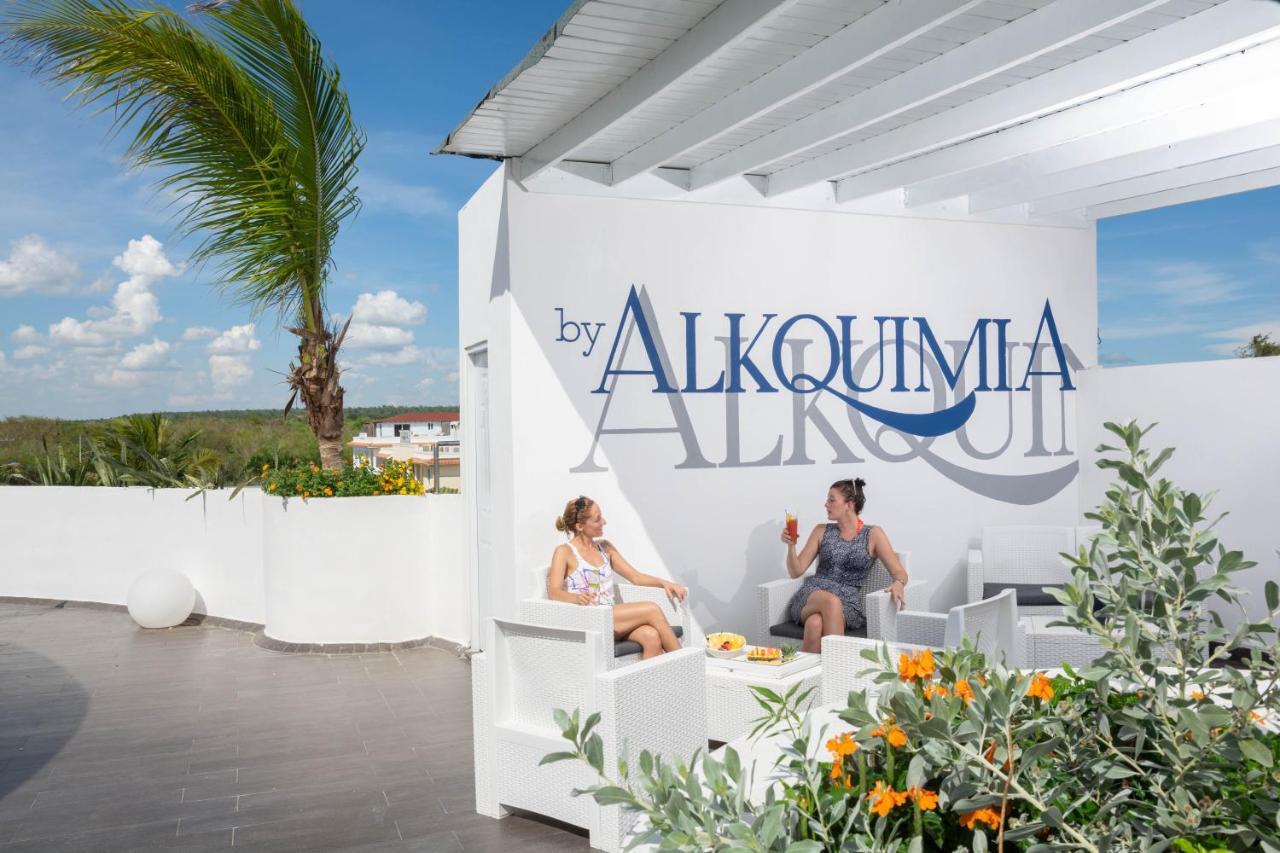 Alkquimia Hotel, Lounge And Bar Bayahibe Esterno foto